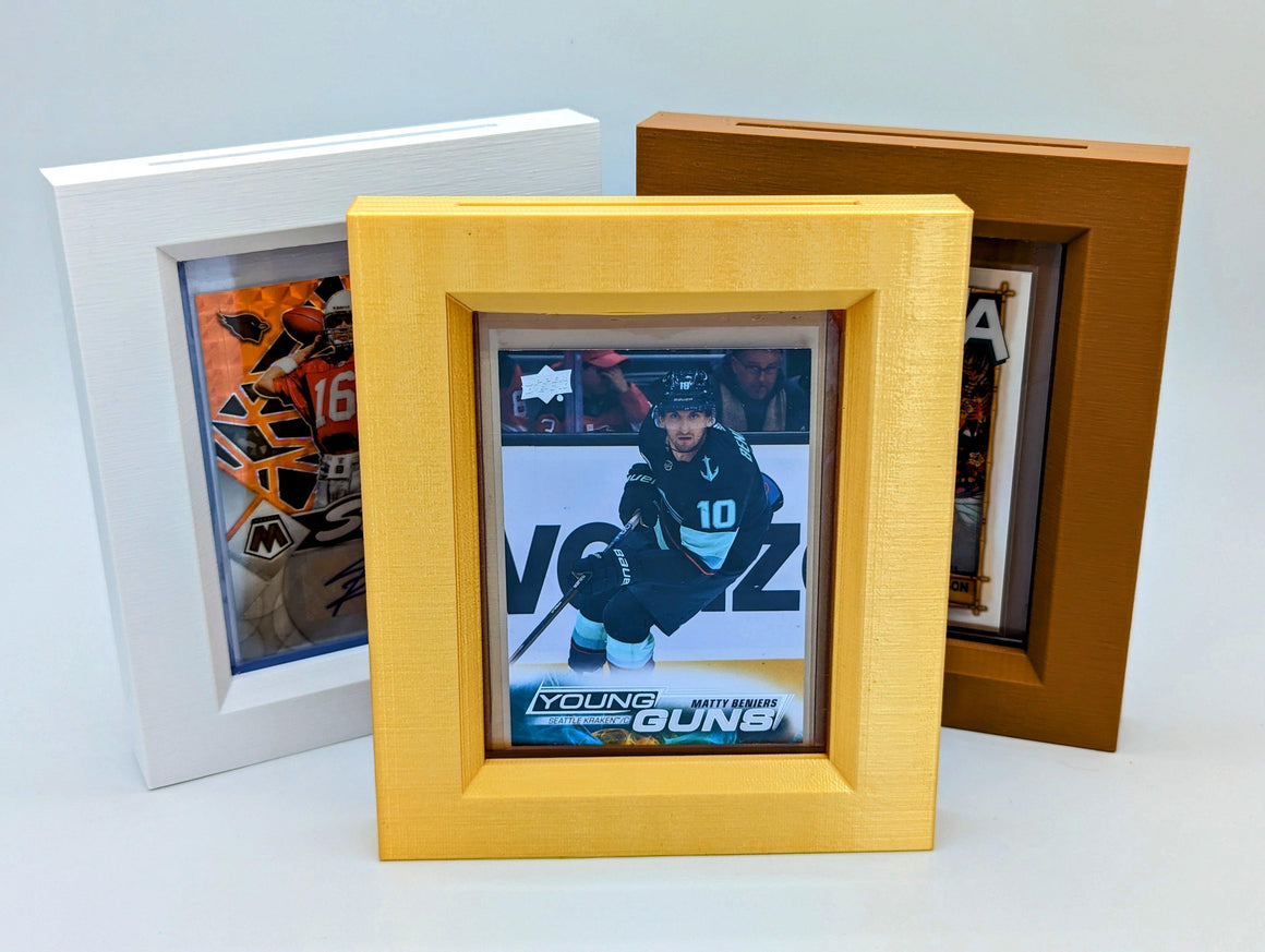 3D Printed Toploader Desktop Frame – Hit Box Sports Cards